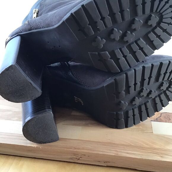 JUICY Couture ankle boots brown size 8.5 heeled booties - Picture 8 of 16